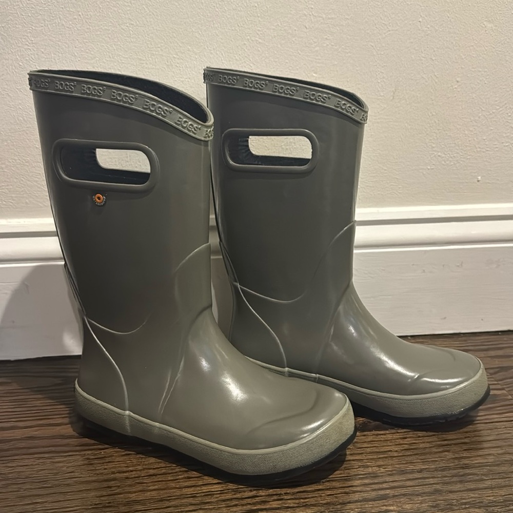 Bogs Kids Rain Boots US Size 2 Gray
